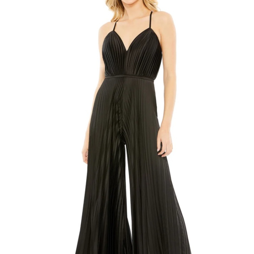 Black Mac Duggal pleated jumpsuit